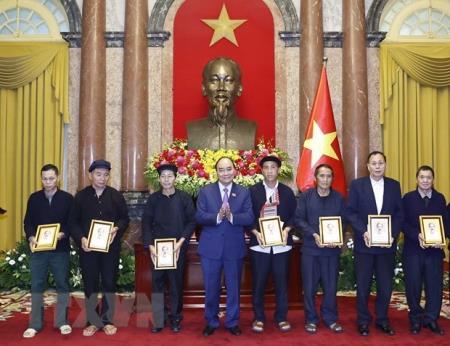 Phát huy vai trò của người có uy tín trong đồng bào dân tộc thiểu số
