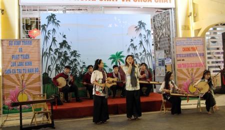 Thế hệ trẻ đam mê bảo tồn nghệ thuật Đờn ca tài tử Nam bộ