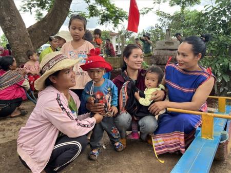 Người phụ nữ quyết ngăn chặn nạn tảo hôn ở xã vùng cao Ia Mơ Nông