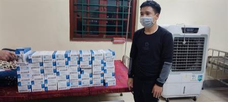 Bắt giữ vụ vận chuyển thuốc điều trị Covid-19 không rõ nguồn gốc