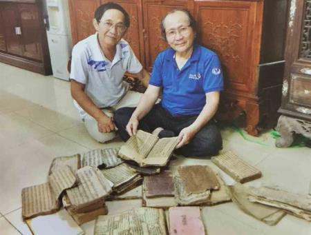 Lưu giữ sắc phong của làng chài