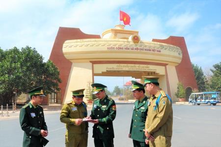 Biên giới Việt Nam - Lào là một trong những mẫu mực về tình hữu nghị đặc biệt