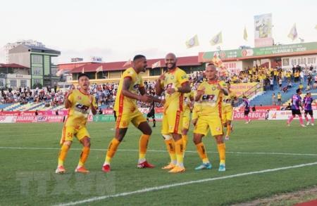 V-League 2022: Sông Lam Nghệ An bại trận, Hoàng Anh Gia Lai đánh rơi chiến thắng