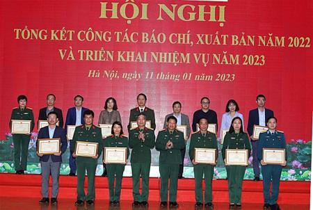 Chủ động đổi mới công tác báo chí, xuất bản trong quân đội