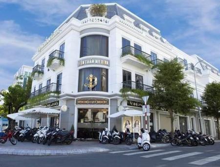 Viện thẩm mỹ DIVA - Địa chỉ phun mí, cắt mí uy tín