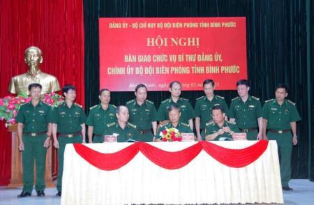 Bàn giao chức trách, nhiệm vụ Bí thư Đảng ủy, Chính ủy BĐBP Bình Phước