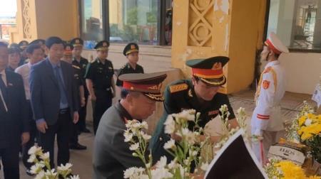 Quảng Bình: Đón nhận 19 hài cốt liệt sĩ quân tình nguyện và chuyên gia Việt Nam hy sinh tại Lào