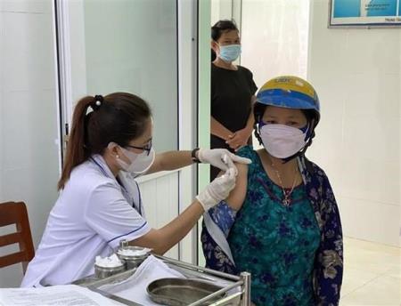 Ngày 18/5, Việt Nam ghi nhận 1.927 ca mắc mới Covid-19, 67 ca thở ôxy