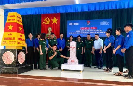 Lan tỏa tình yêu biên cương Tổ quốc thông qua mô hình Tiết học biên giới