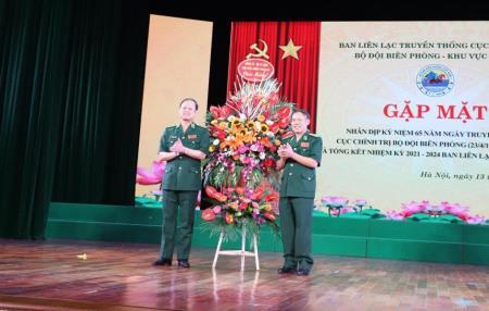 Ban liên lạc truyền thống Cục Chính trị BĐBP khu vực Hà Nội gặp mặt nhân kỷ niệm 65 năm Ngày truyền thống Cục Chính trị