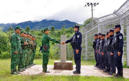 Tăng cường quan hệ hợp tác giữa lực lượng bảo vệ biên giới hai nước Việt Nam - Trung Quốc