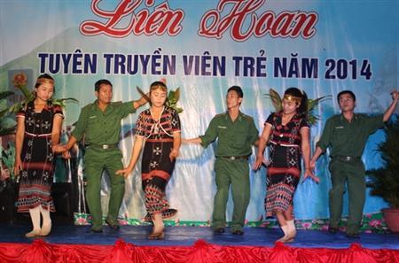 Liên hoan tuyên truyền viên trẻ cụm tuyến Tây Giang