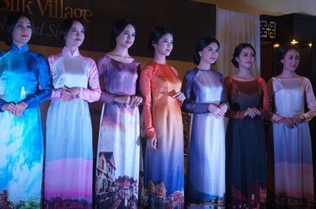 “Ngày hội Văn hóa Tơ lụa Việt Nam - ASEAN”