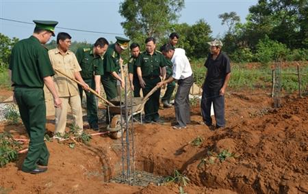 Khởi công xây dựng 5 nhà " Mái ấm chiến sĩ nơi biên giới"