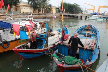 Tạm giữ tàu cá hoạt động trong khu vực biển cấm Quy Nhơn