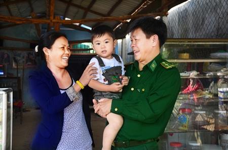 "Thiên thần" của gia đình Thiếu tá Nguyễn Ngọc Thận