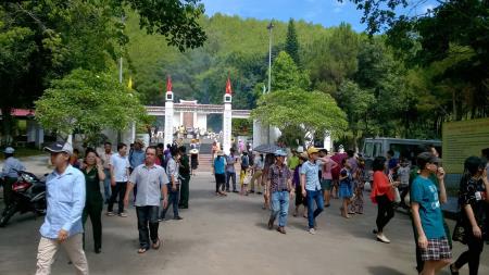 Khu Di tích Ngã ba Đồng Lộc đón hàng trăm ngàn lượt du khách