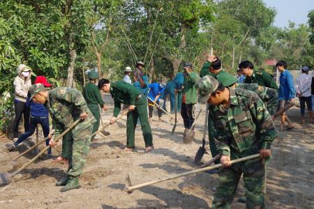 Tuổi trẻ Đồn BP Đăk Xú ra quân hưởng ứng Tháng Thanh niên