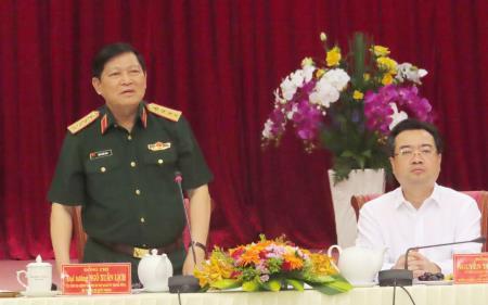 Đại tướng Ngô Xuân Lịch thăm và làm việc tại tỉnh Kiên Giang