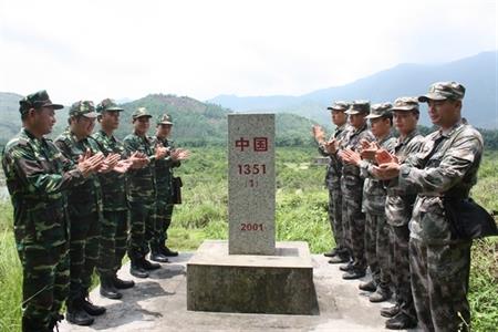 Đồn BP Pò Hèn và Trạm hội ngộ hội đàm BĐBP khu Phòng Thành, Quảng Tây, Trung Quốc tuần tra song phương