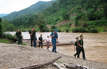 9.800 gia đình tham gia tự quản đường biên, cột mốc biên giới