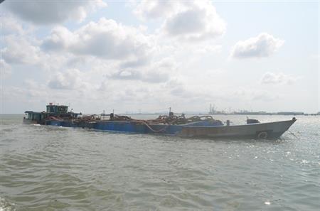 BĐBP Bà Rịa - Vũng Tàu xử lý vụ vận chuyển 400m3 cát không đủ giấy tờ hợp lệ