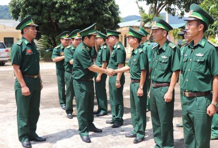 Kiểm tra toàn diện công tác Biên phòng tại Đồn Biên phòng Mù Cả