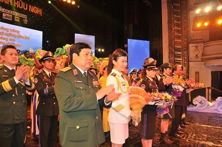 Hoành tráng và đặc sắc chương trình giao lưu đặc biệt “Biên cương thắm tình hữu nghị”