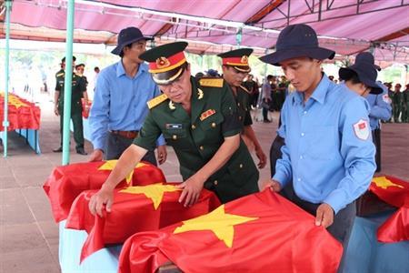 Truy điệu và an táng 55 hài cốt liệt sỹ hi sinh ở Campuchia