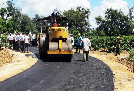 Khởi sắc giao thông nông thôn