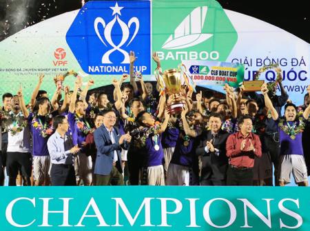Hà Nội FC vô địch Cúp quốc gia, Văn Quyết mong ngày trở lại tuyển Việt Nam