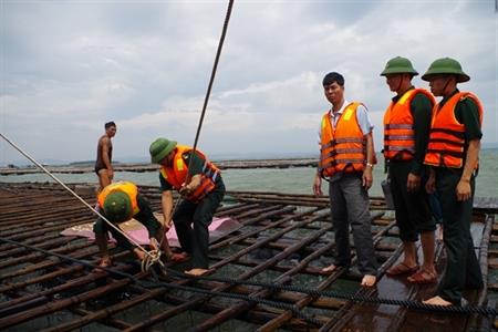 Lực lượng BĐBP tuyến biển đảo giúp dân đối phó với bão số 4