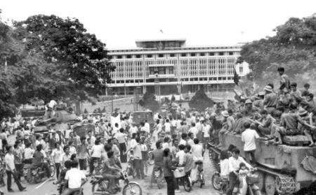 Tổng tiến công và nổi dậy mùa Xuân năm 1975: Nét độc đáo, sáng tạo của nghệ thuật quân sự Việt Nam