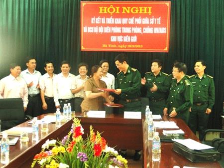 Ký kết quy chế phối hợp phòng, chống HIV/AIDS khu vực biên giới