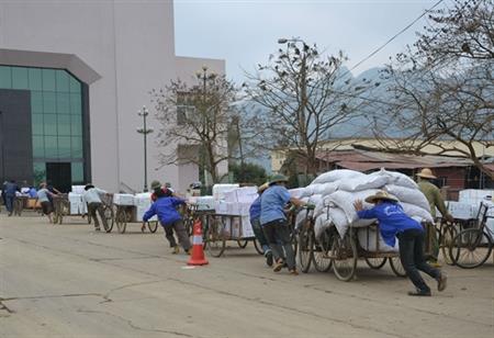 Tết ấm với "cửu vạn" bên dòng Bắc Vọng
