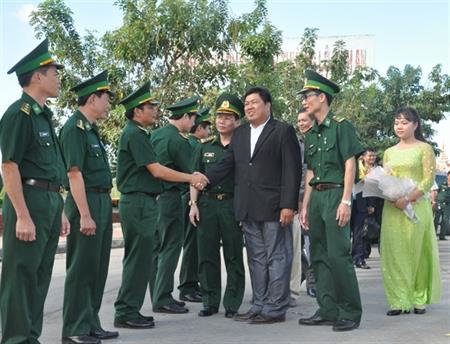 Đón Đoàn Tổng cục Di trú Cam-pu-chia