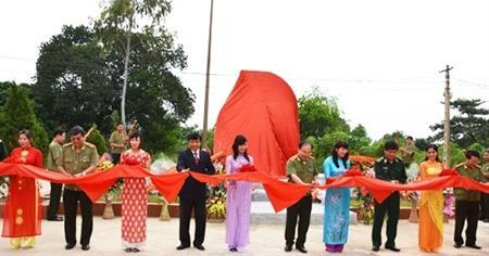 Khánh thành Bia lưu niệm Trường Đào tạo cán bộ An ninh miền Nam E1171