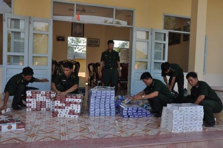 Liên tục bắt giữ các vụ ma túy và buôn lậu