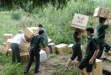 Vừa ra tù đã đi buôn lậu