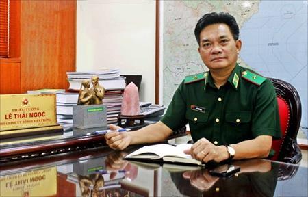 “Tặng bò là tặng cơm no áo ấm, tặng niềm tin” cho bà con