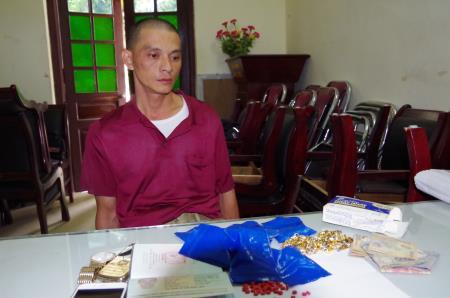 Liên tiếp bắt giữ 2 vụ vận chuyển 2 bánh heroin, 5.400 viên ma túy tổng hợp
