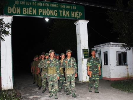 Chống buôn lậu ngay từ “cửa ngõ” biên giới