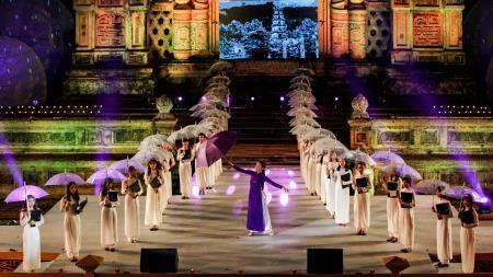 Festival Huế 2016: Lung linh, huyền ảo, đa sắc màu