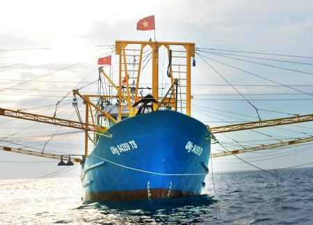 quotTàu 67quot vượt cạn