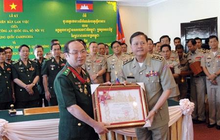“Mùa bội thu” của công tác đối ngoại Biên phòng
