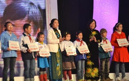 Trao 2 giải Kovalevskaia năm 2011