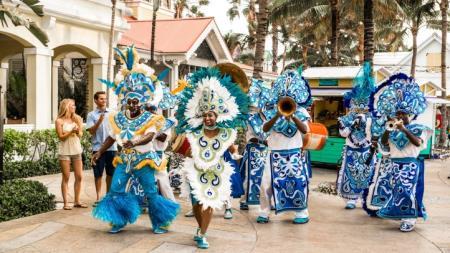 Nét sặc sỡ của lễ hội Junkanoo