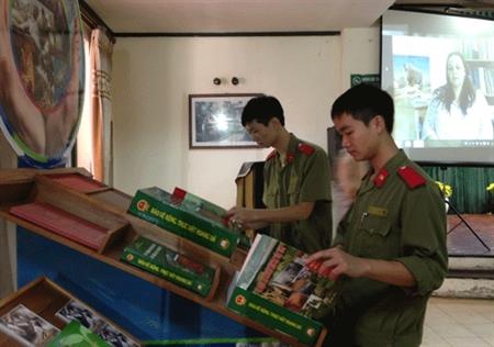 Trao giải cuộc thi viết về đề tài chống buôn bán động vật hoang dã