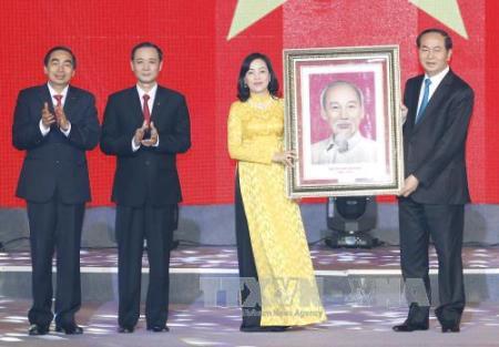 Chủ tịch nước Trần Đại Quang dự Lễ kỷ niệm 25 năm tái lập tỉnh Ninh Bình