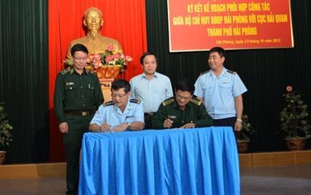 Ký kết 8 nội dung phối hợp công tác